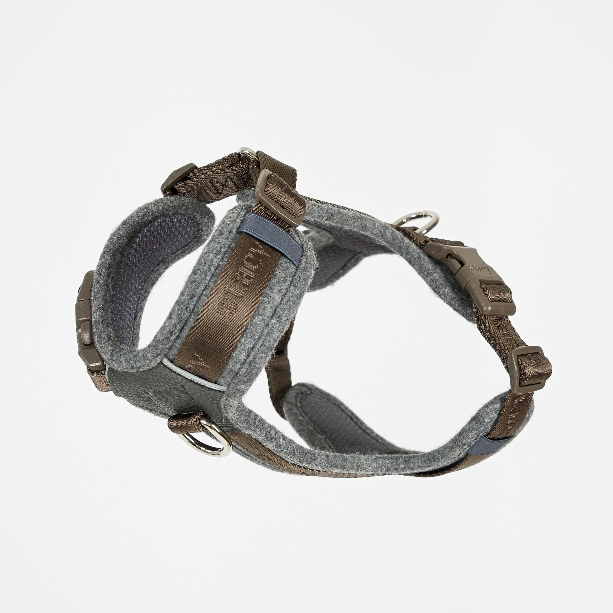 Numa Hundsele | Stone