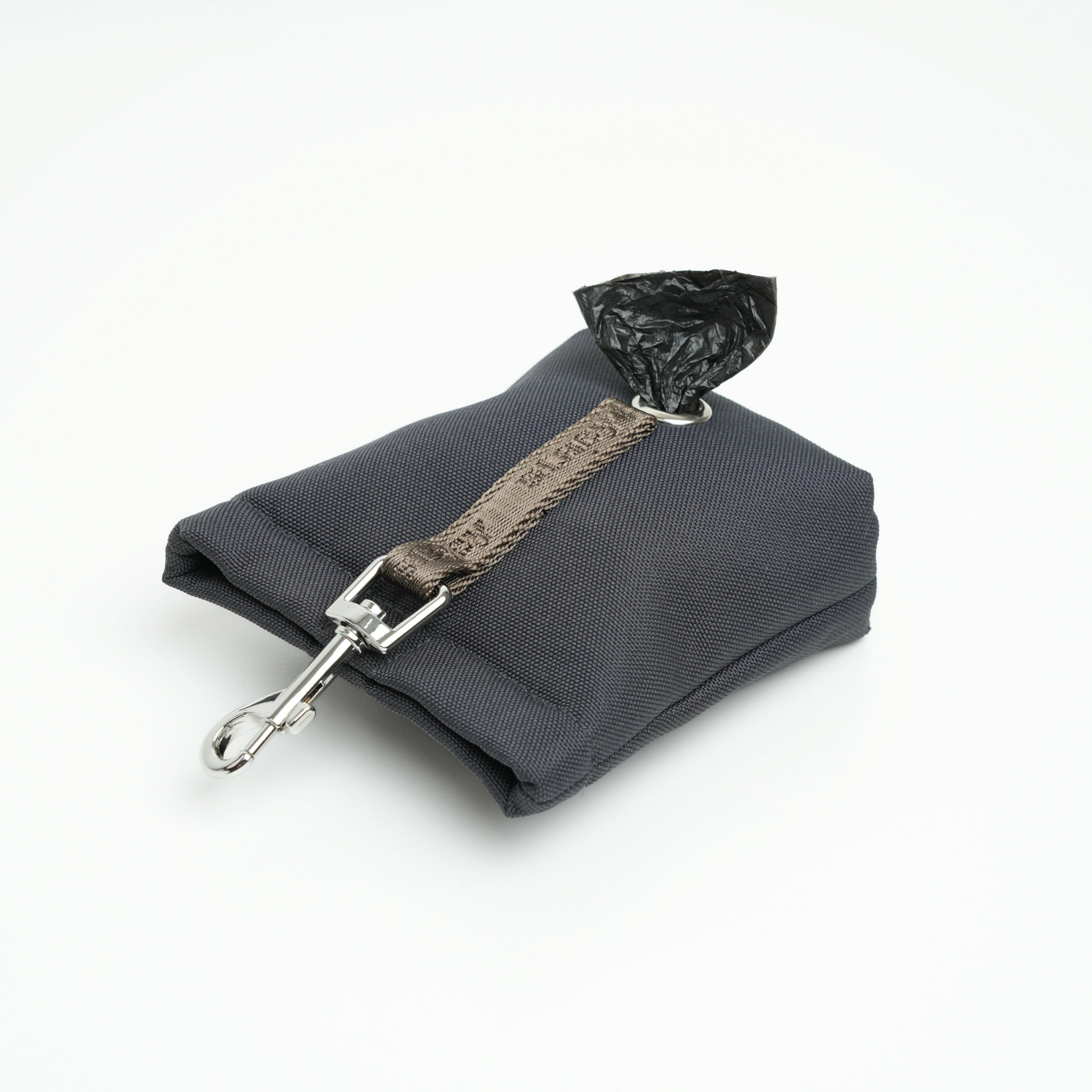 Elma Active Treat Bag m. Avfallspåshållare | Storm