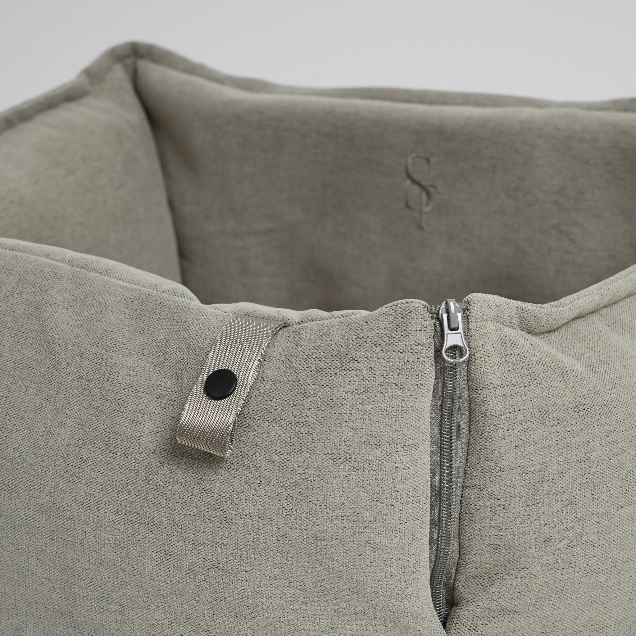 Fenja 2-in-1 Car Seat | Dune