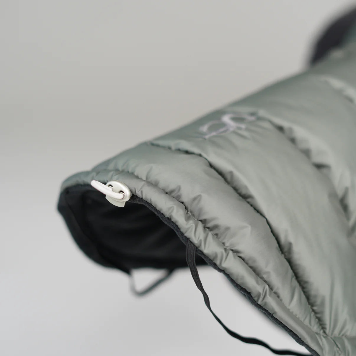 Nora hundkappa | Mossgrön