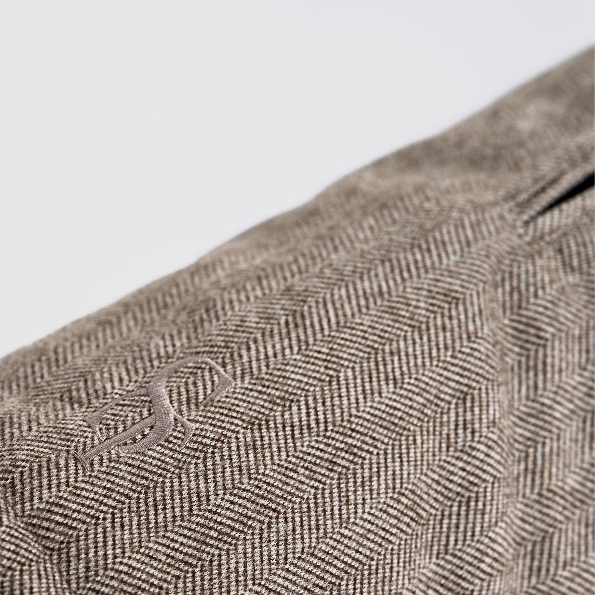 Mira hundkappa | Herringbone Mocca